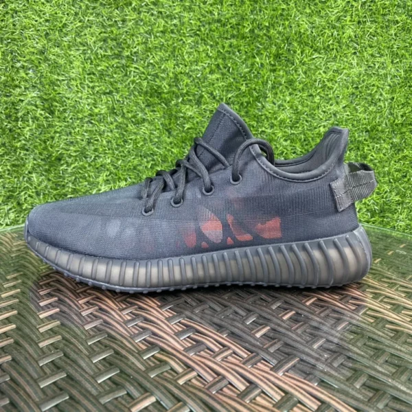 Yeezy shoes - rep shoes