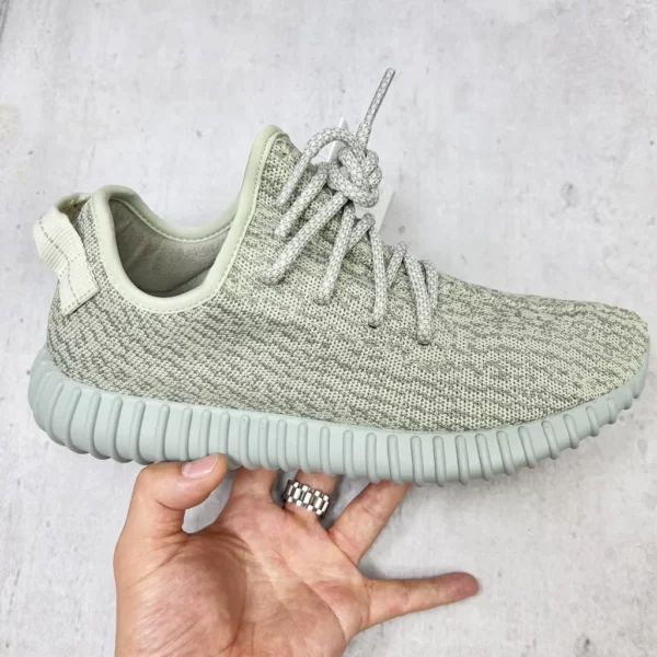 Yeezy shoes - Reps shoes