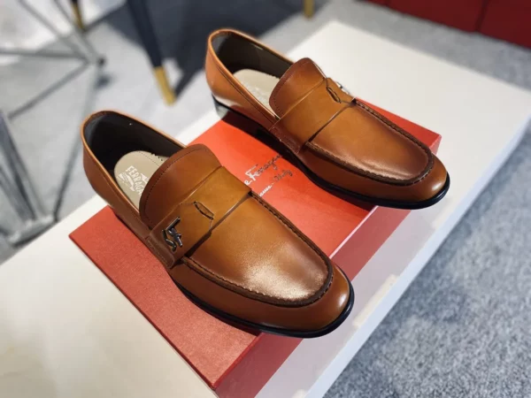 Ferragamo shoes - rep shoes