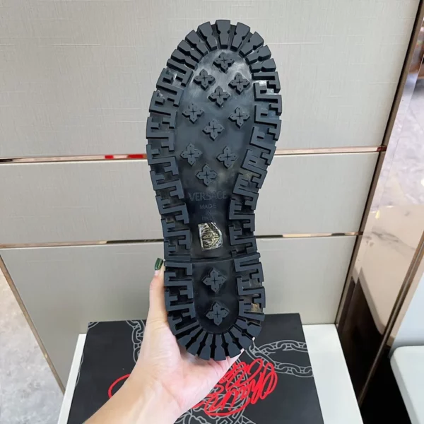 Versace shoes - Reps shoes