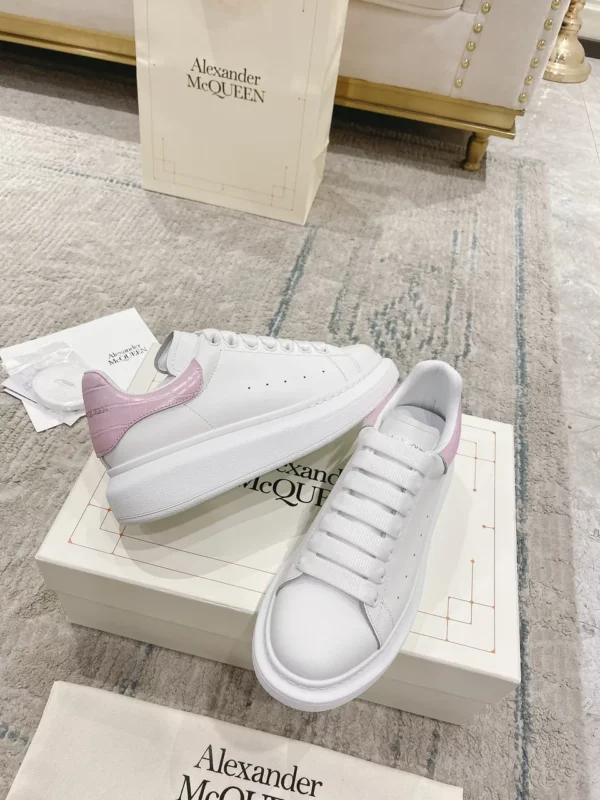 Alexander MCQueen shoes - Reps shoes