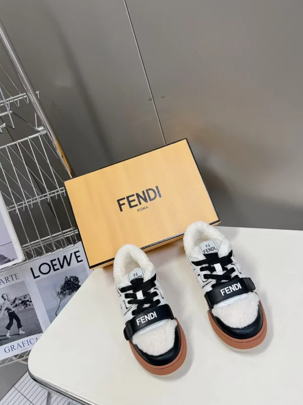 Fendi shoes - Replica shoes