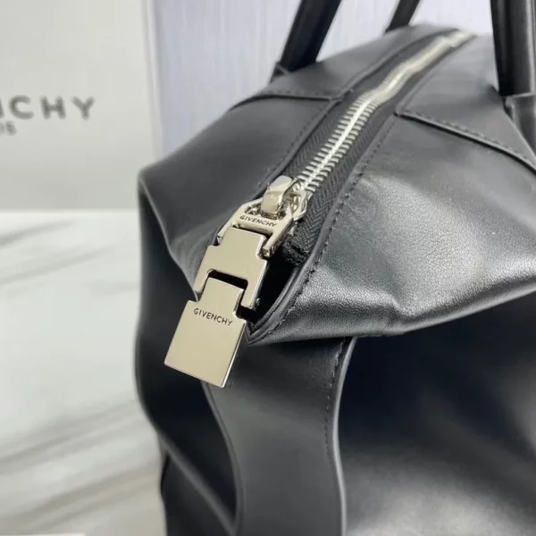 Givenchy bag - replica bags