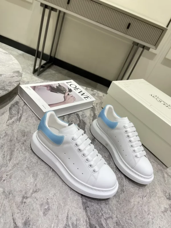 Alexander MCQueen shoes - Replica shoes