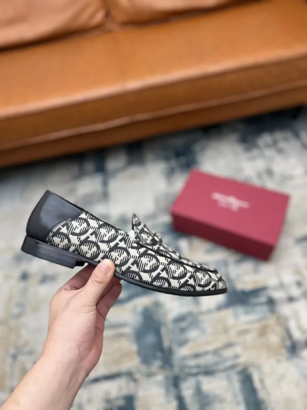 Ferragamo shoes - rep shoes