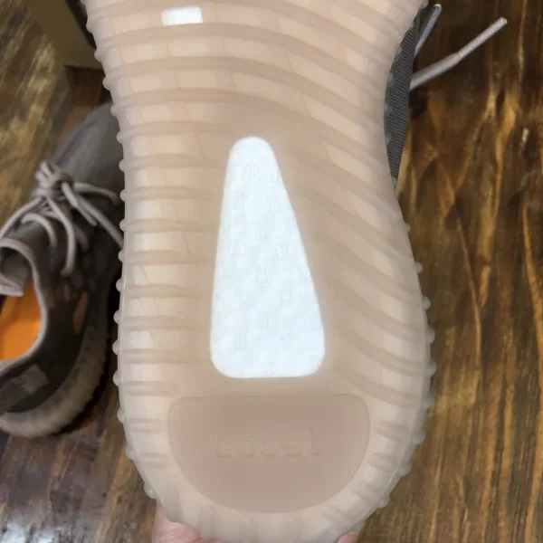 Yeezy shoes - rep shoes