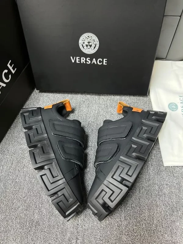 Versace shoes - Replica shoes