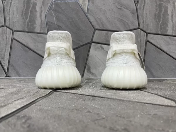 Yeezy shoes - rep shoes