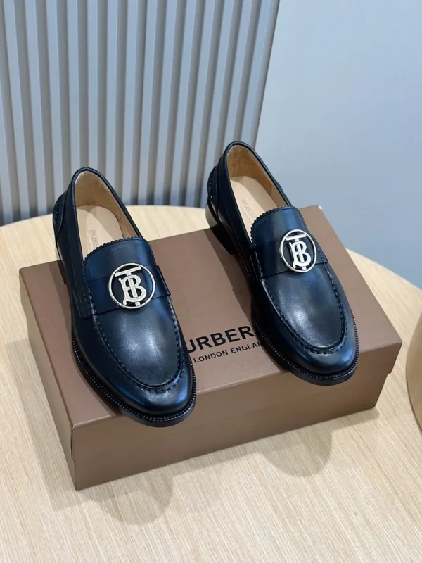 Burberry shoes - Reps shoes