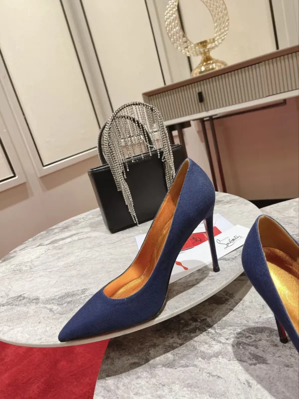 Christian Louboutin shoes - rep shoes