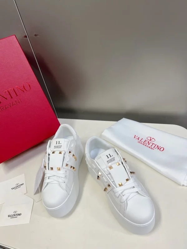 Valentino shoes - Replica shoes