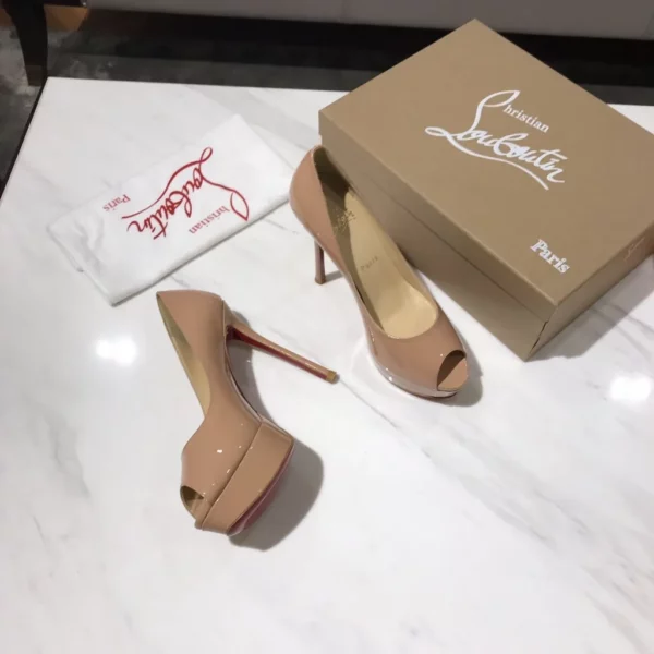 Christian Louboutin shoes - Replica shoes