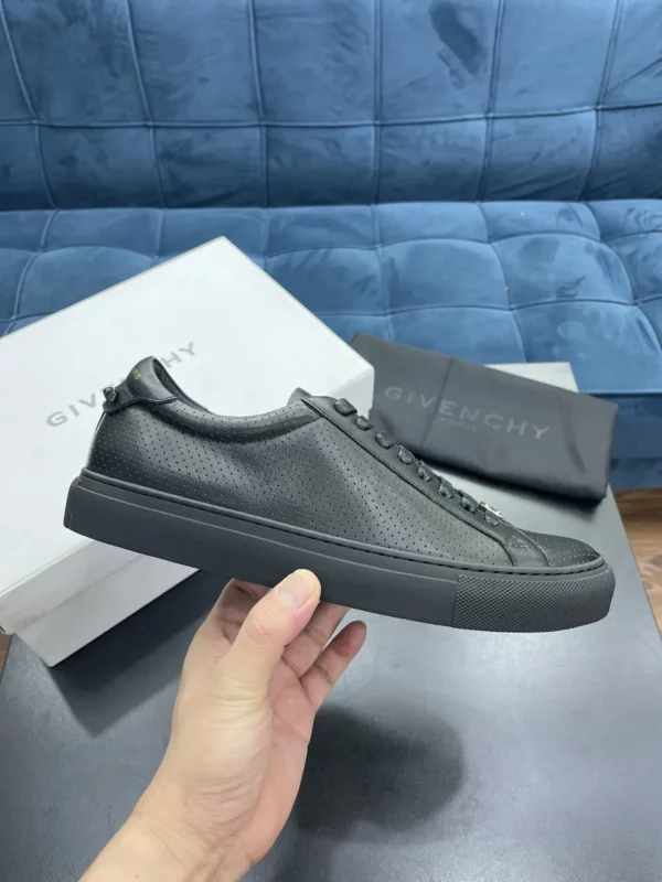 Givenchy shoes - Replica shoes