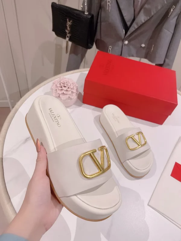 Valentino shoes - rep shoes