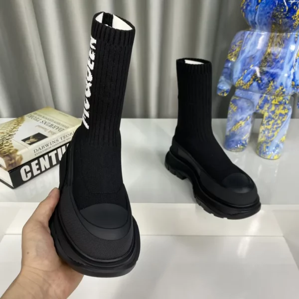 Alexander MCQueen shoes - rep shoes