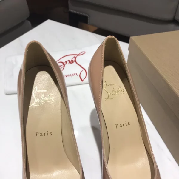 Christian Louboutin shoes - Replica shoes