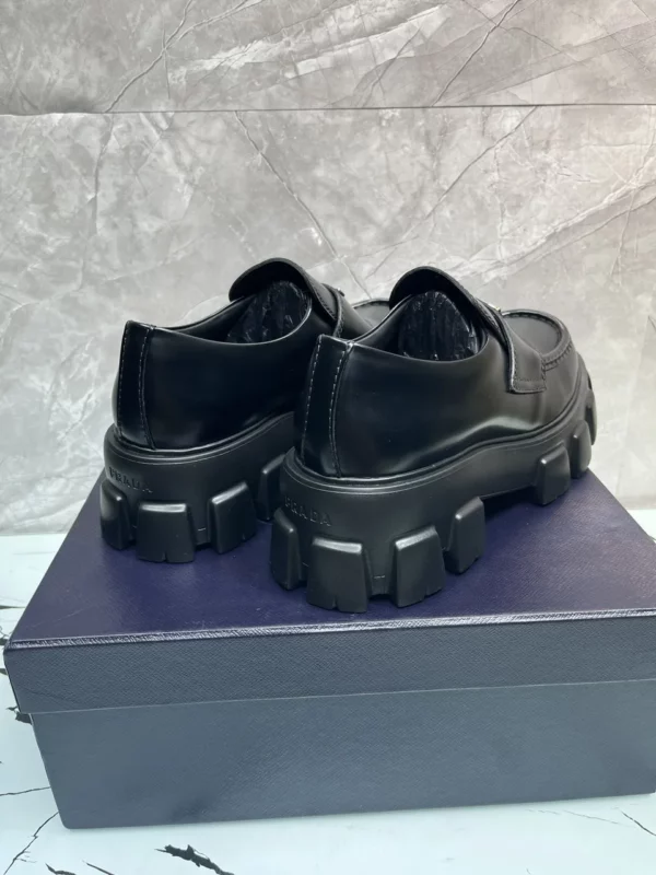 Prada shoes - Replica shoes