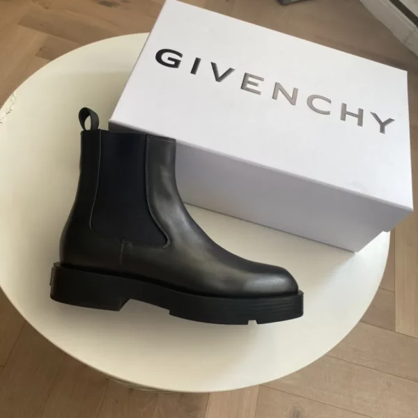 Givenchy shoes - Reps shoes