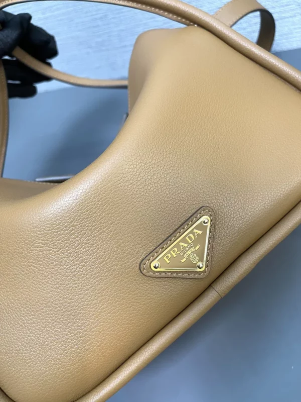 Prada bag - rep bags