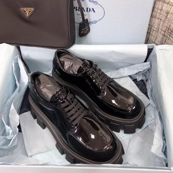 Prada shoes - Reps shoes