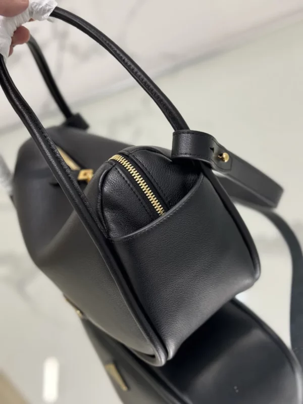 Prada bag - rep bags