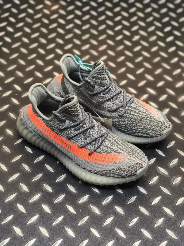 Yeezy shoes - Replica shoes