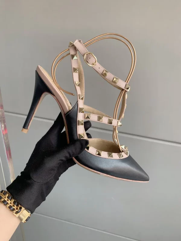 Valentino shoes - rep shoes