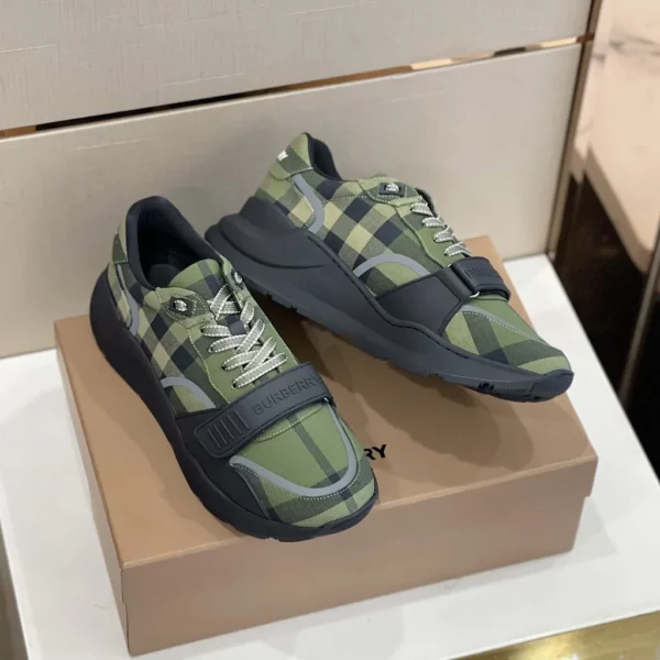 Burberry shoes - rep shoes