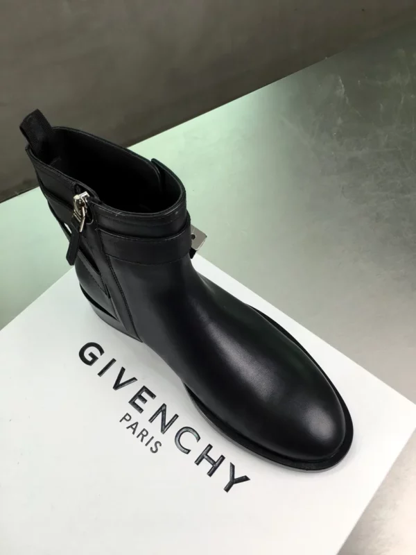 Givenchy shoes - Replica shoes