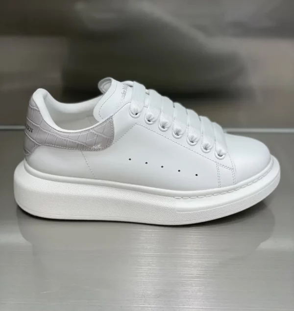 Alexander MCQueen shoes - Reps shoes