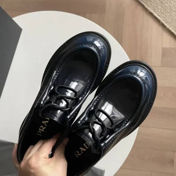 Prada shoes - Replica shoes