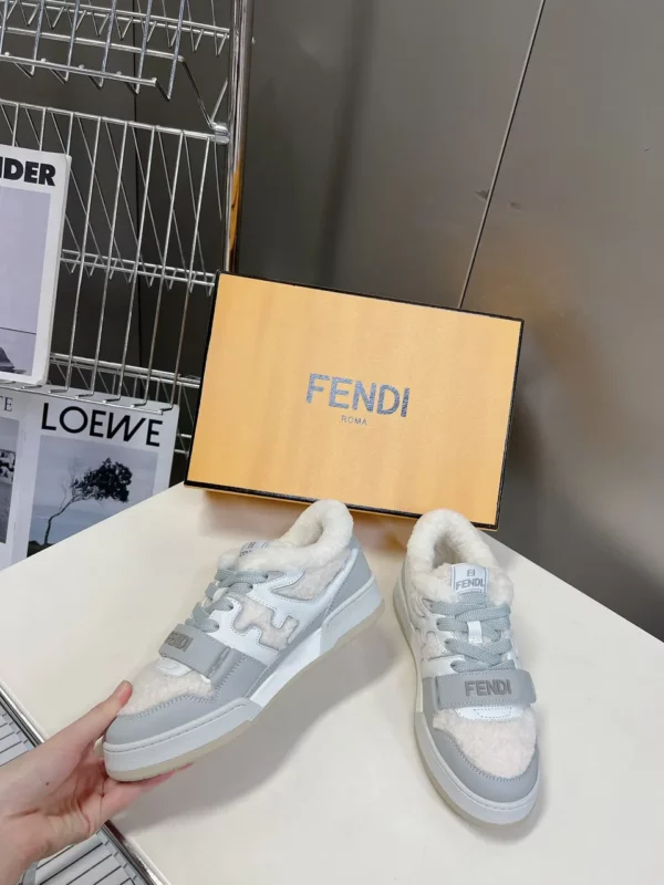 Fendi shoes - Replica shoes