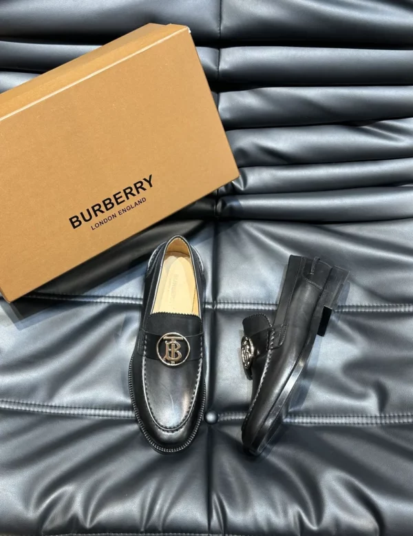 Burberry shoes - rep shoes