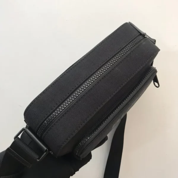 Burberry bag - rep bags