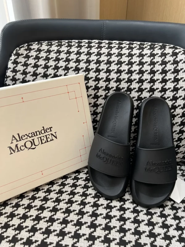 Alexander MCQueen shoes - rep shoes