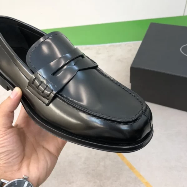 Prada shoes - Replica shoes