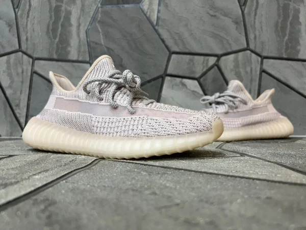 Yeezy shoes - Replica shoes