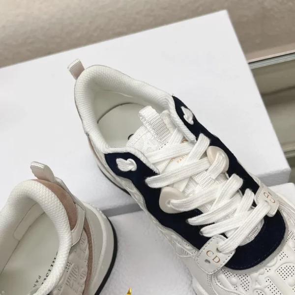 Dior shoes - rep shoes