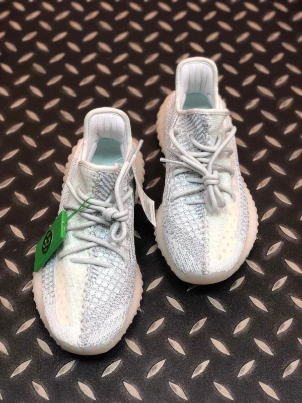 Yeezy shoes - Replica shoes