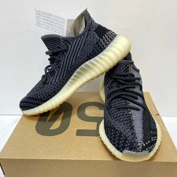 Yeezy shoes - Reps shoes