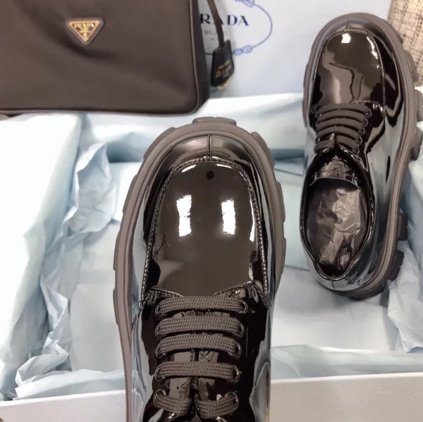 Prada shoes - Reps shoes