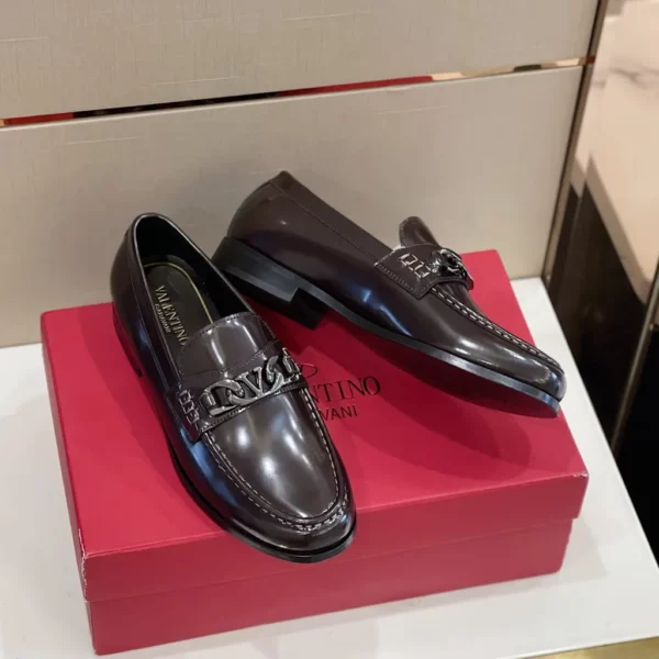 Valentino shoes - Replica shoes