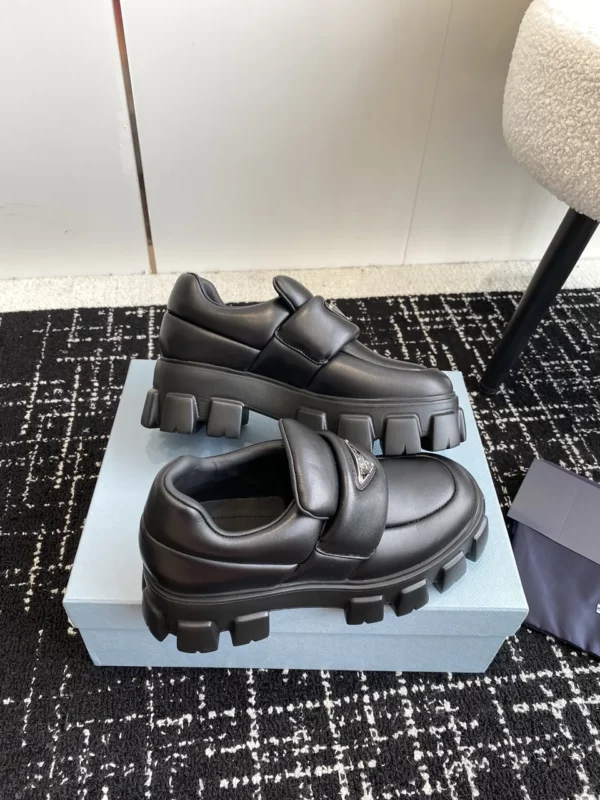 Prada shoes - Replica shoes