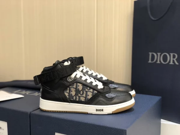 Dior shoes - rep shoes