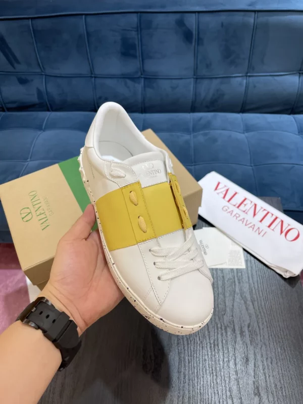 Valentino shoes - Replica shoes