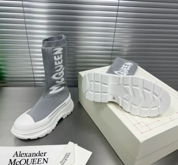 Alexander MCQueen shoes - Replica shoes