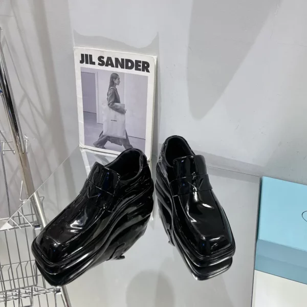 Prada shoes - rep shoes