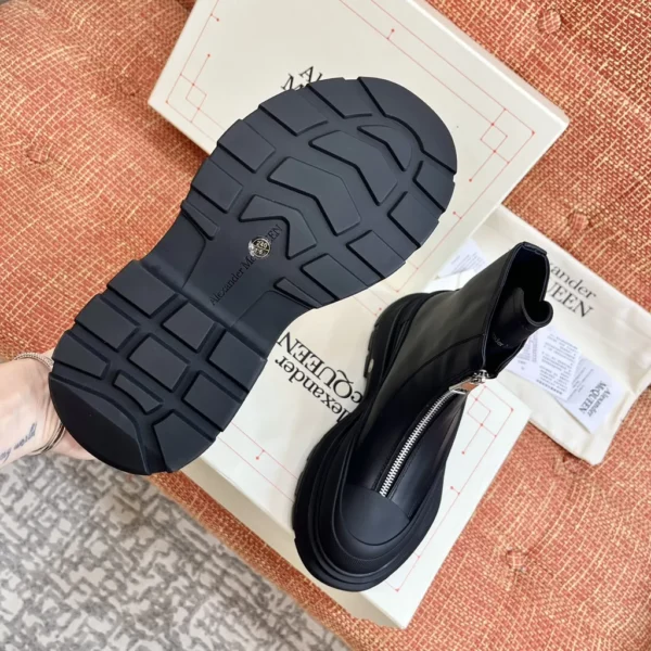 Alexander MCQueen shoes - rep shoes