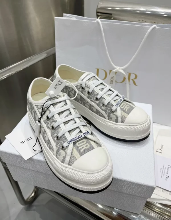 Dior shoes - Reps shoes