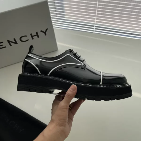 Givenchy shoes - Reps shoes